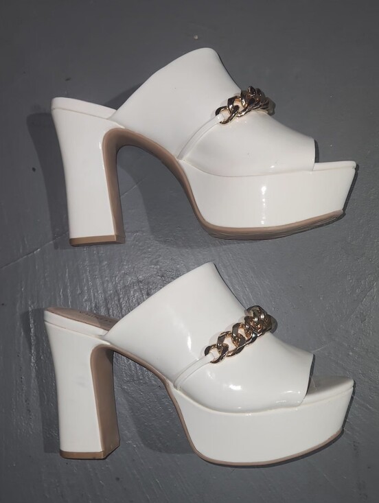 Chinese Laundry Shoes - Chinese Laundry Ditzy Platform Sandals Size 8.5